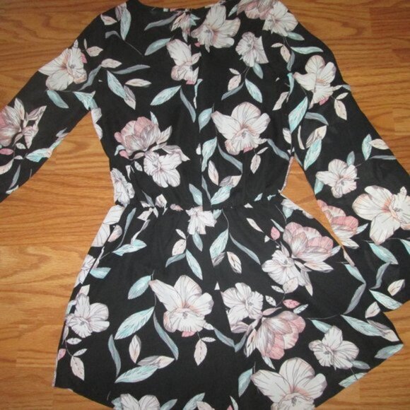 Decree Size S Black, Mint, Peach Culotte - Picture 2 of 2